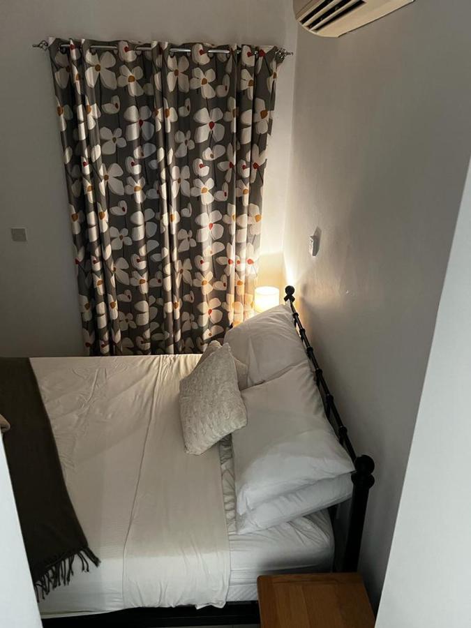 Hillview Apartment Peyia Extérieur photo