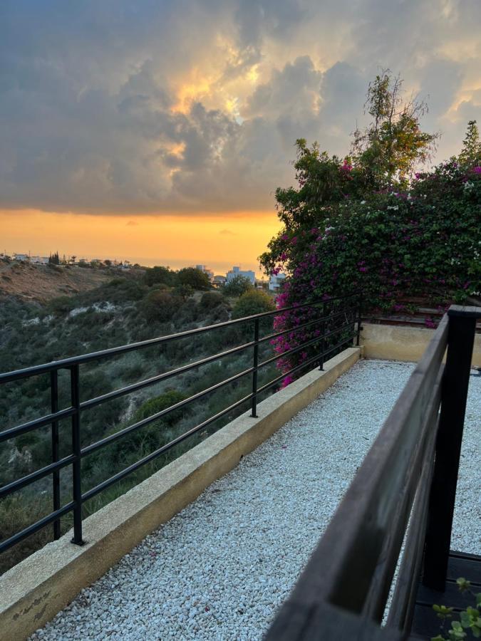 Hillview Apartment Peyia Extérieur photo